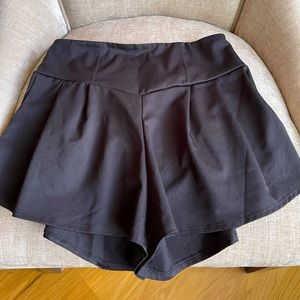 Tiger Friday black shorts